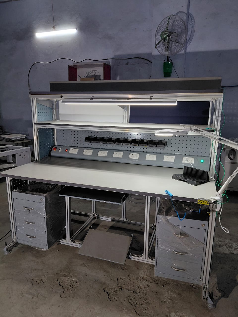 ESD Workbench Table